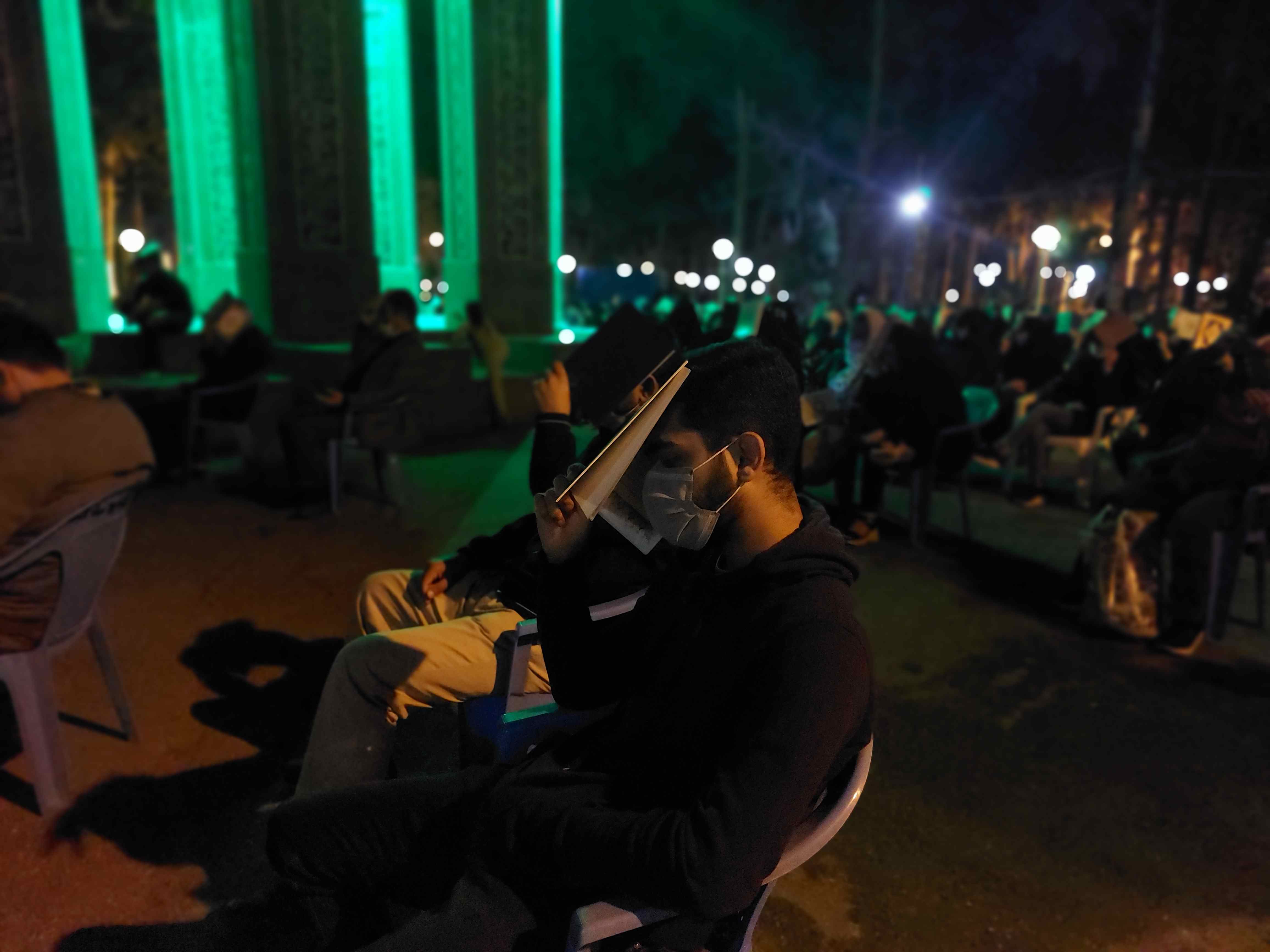 حس و حال عجیب گلزار شهدای گمنام گنبد کاووس  در شب نوزدهم ماه رمضان