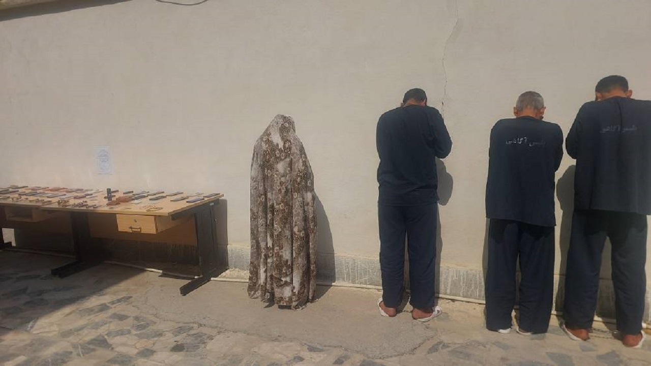 دستگیری باند سارقان موبایل در گنبدکاووس