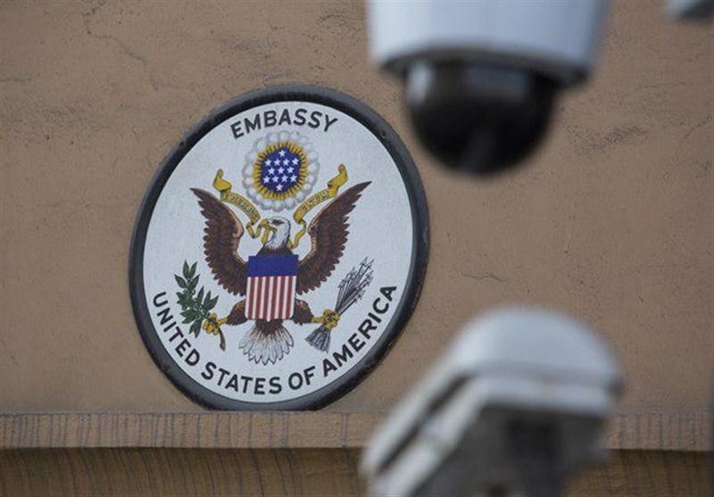 ۳۲ کارمند سفارت آمریکا در کامبوج اخراج شدند