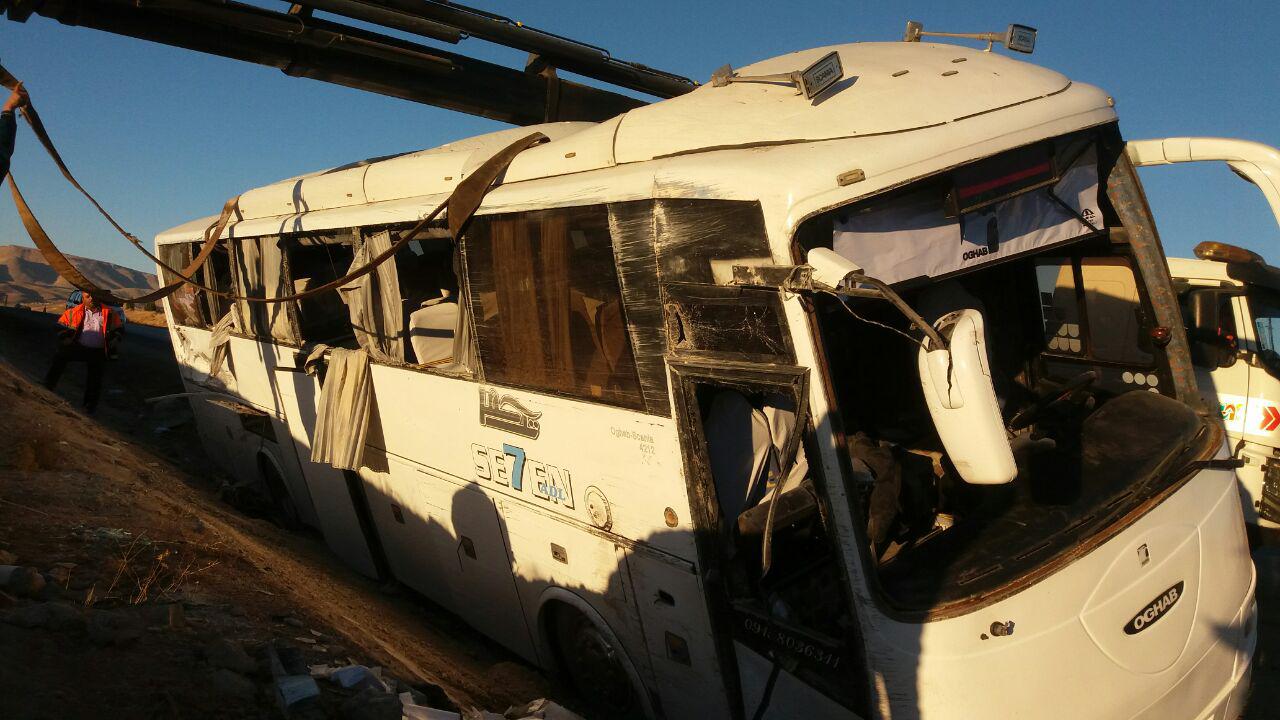 واژگونی اتوبوس زائران مازندرانی کربلا + عکس