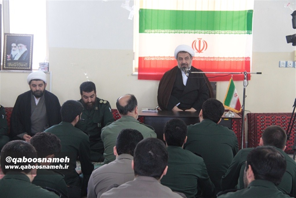 سپاه انقلاب اسلامی، محل اعتماد و اطمینان انقلاب / پاسداری استقامت و ایستادگی می خواهد