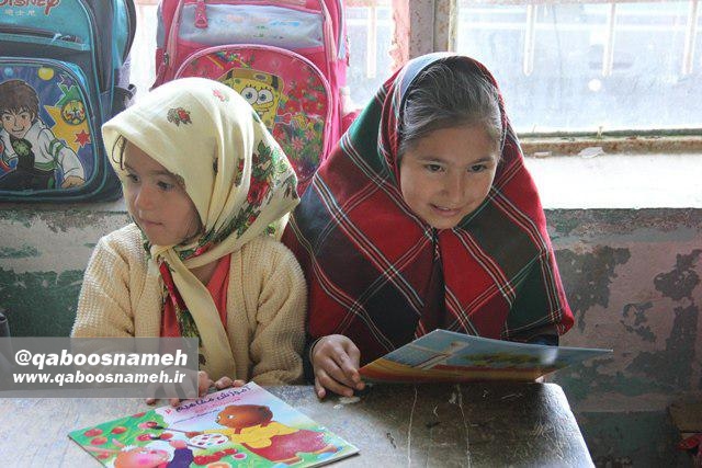 لبخند کتاب به کودکان روستاهای محروم گنبدکاووس/ تصاویر