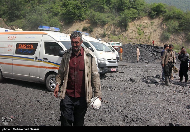  یک معدن‎چی حادثه معدن آزادشهر در بخش آی‌سی‌یو بستری است‌ 