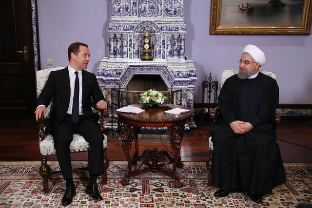 روحانی و نخست‌وزیر روسیه دیدار کردند