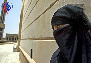 استقرار زنان تک‌تیرانداز داعش بر فراز ساختمان ها 