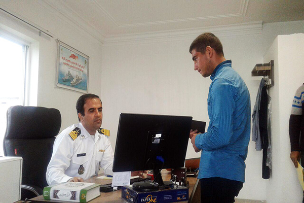  استقبال پرتعداد متقاضیان استخدامی نیروی دریایی ارتش در گلستان+تصاویر 