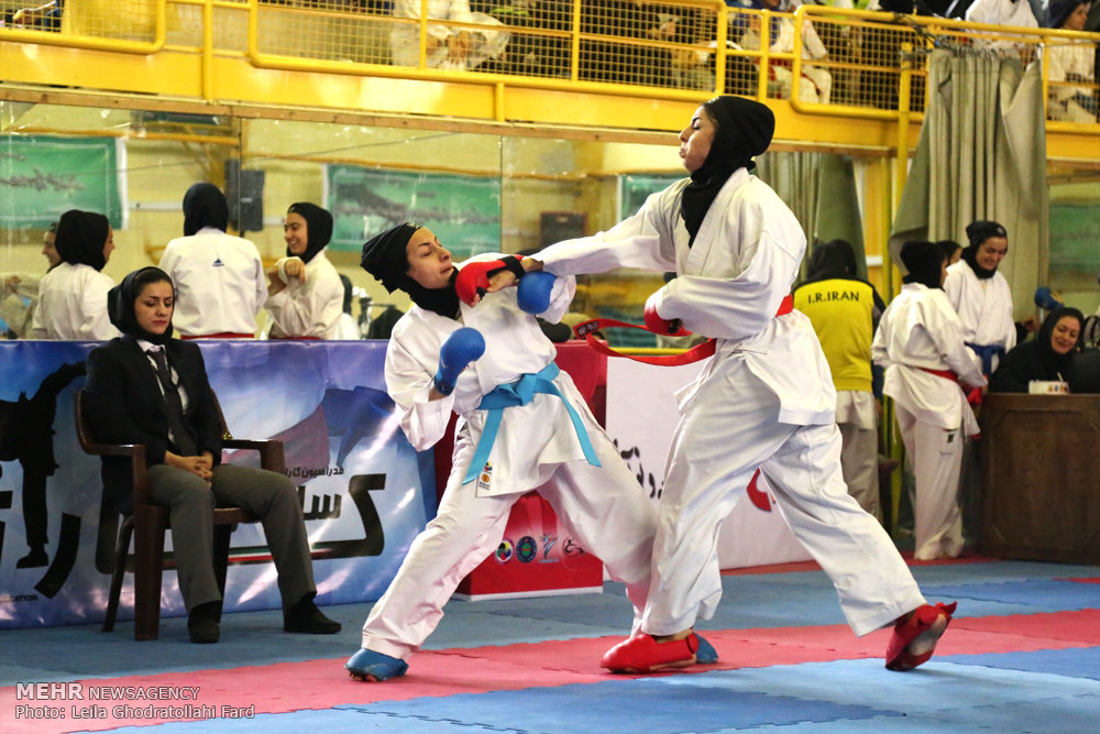 بانوان گلستانی به مسابقات کاراته سنتی کشور اعزام شدند