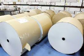 انبار کاغذ قاچاق به ارزش بیش از ۲ میلیارد ریال در گرگان کشف شد 