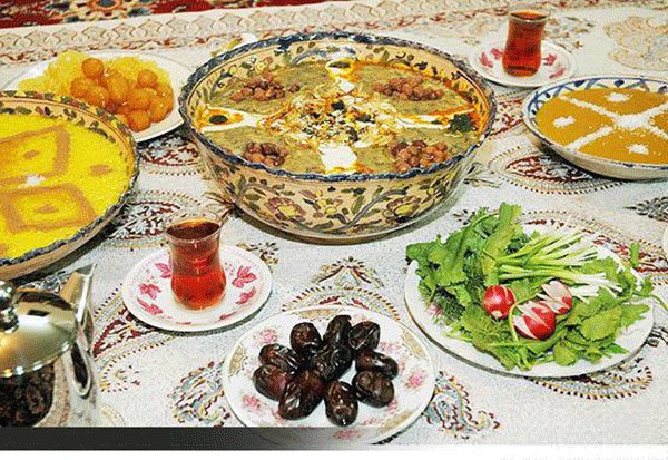 تزیین نان و پنیر و سبزی برای سفره افطار/عکس 