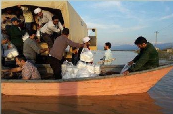 بیش از 70 هزار پرس غذا در بین سیل زدگان توزیع شد