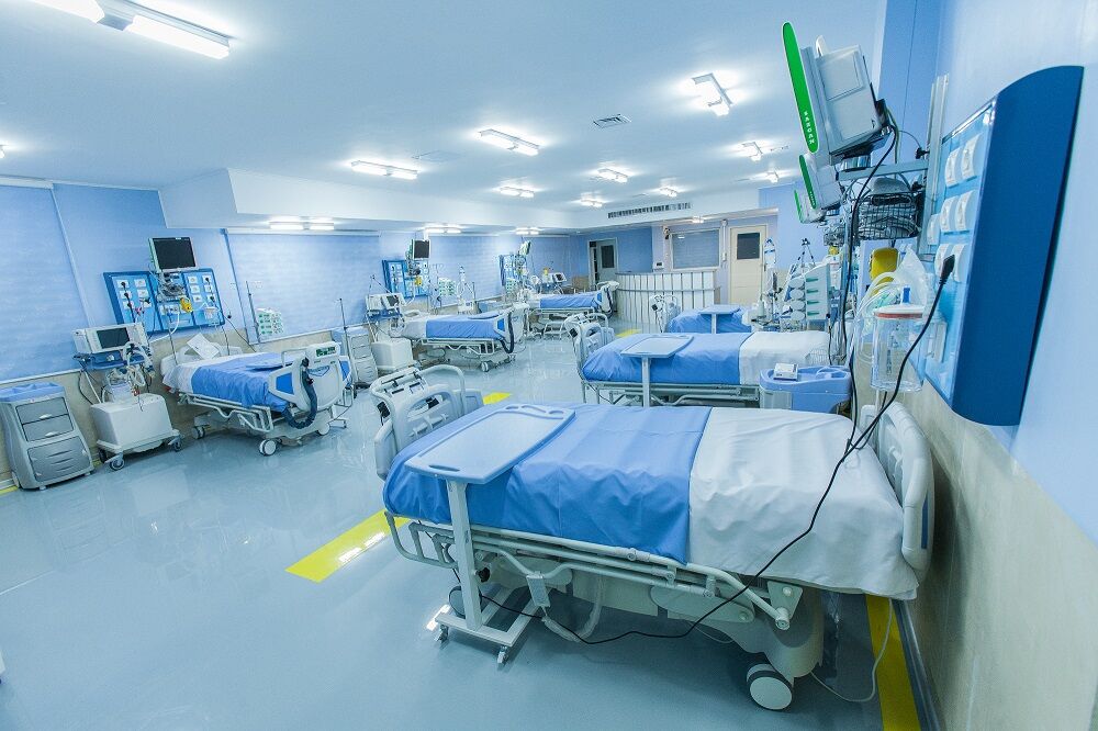 فقدان بیمارستان در مراوه‌تپه وضعیت بیماران کرونایی را نگران‌کننده کرد